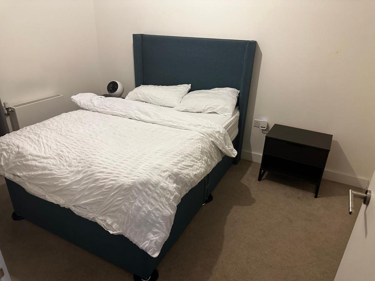 Luxury 2 Bedrooms Apartment Barking  Eksteriør bilde