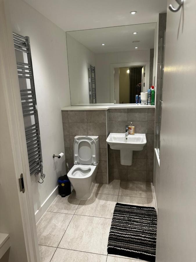 Luxury 2 Bedrooms Apartment Barking  Eksteriør bilde